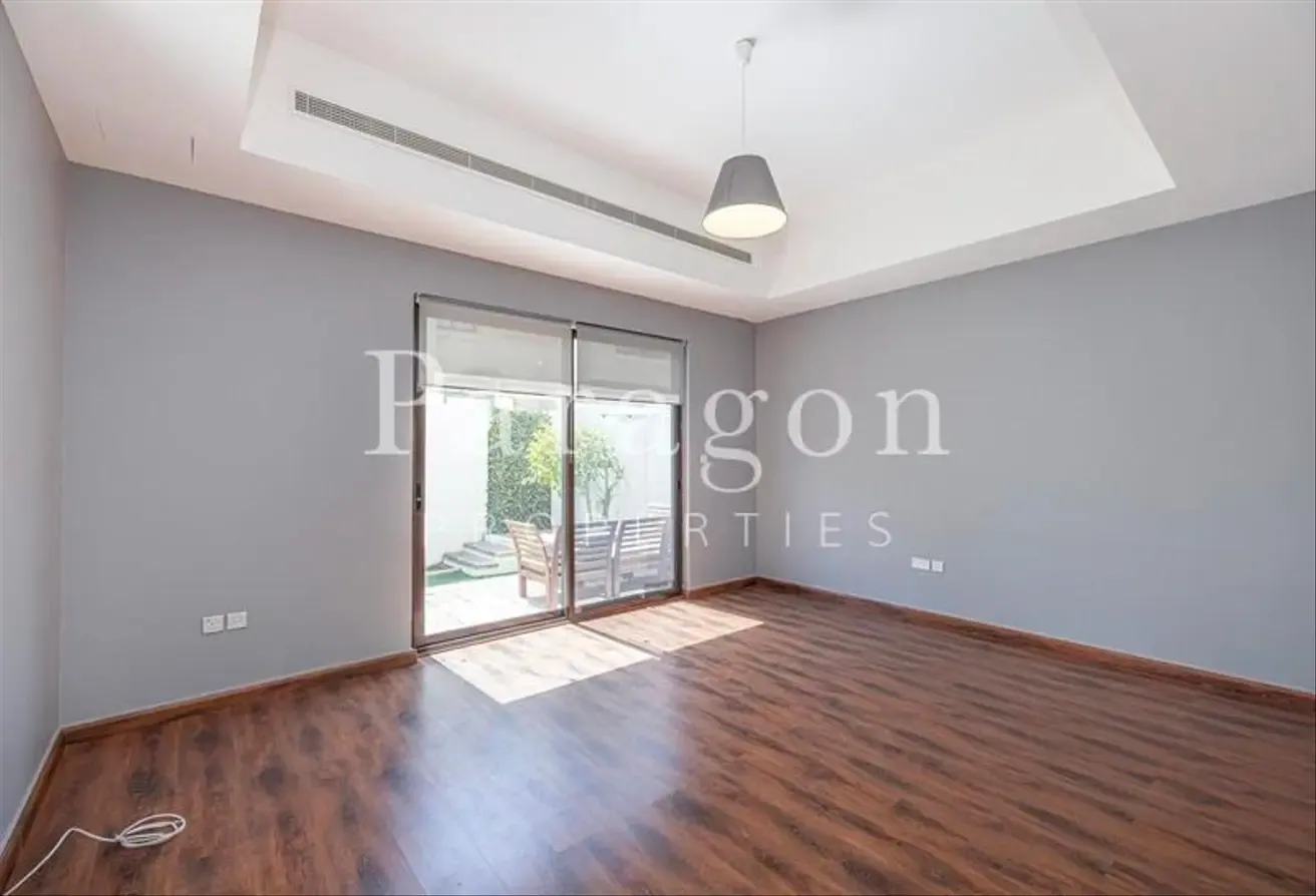 Vacant | Type 2E | Great Location