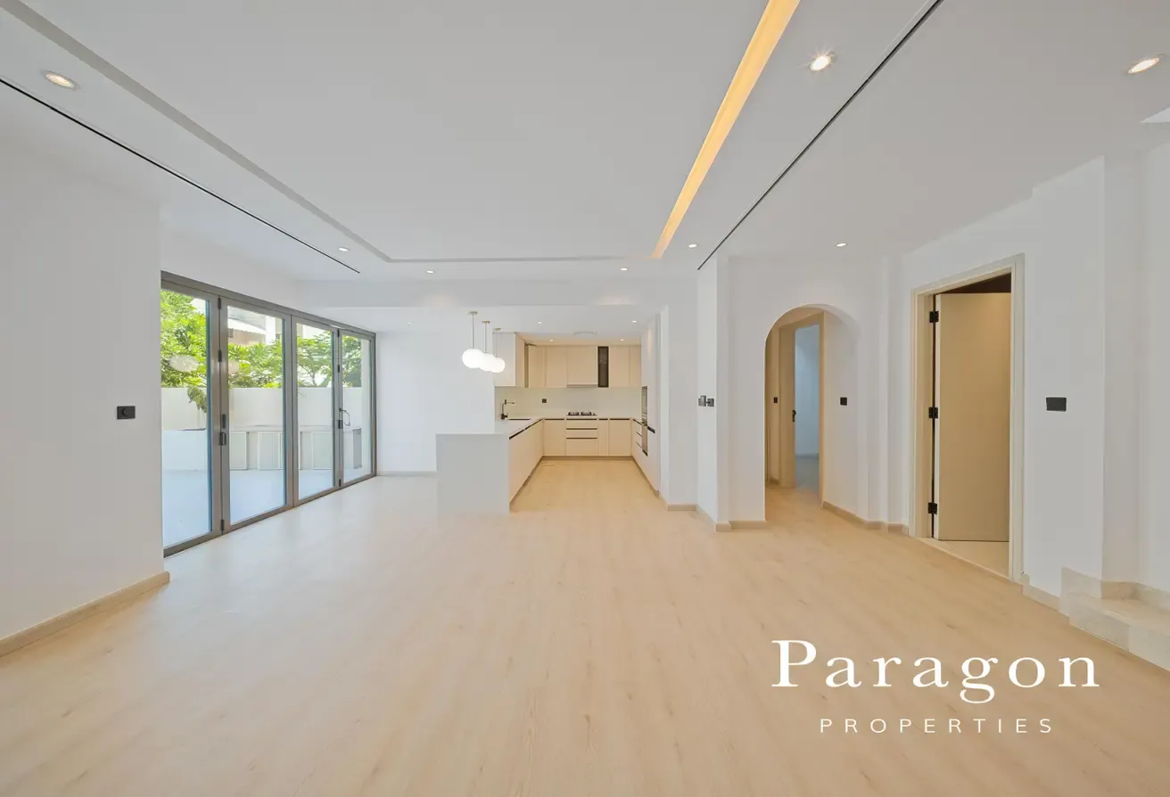 Fully Upgraded & Extended | Pvt Pool | Vacant