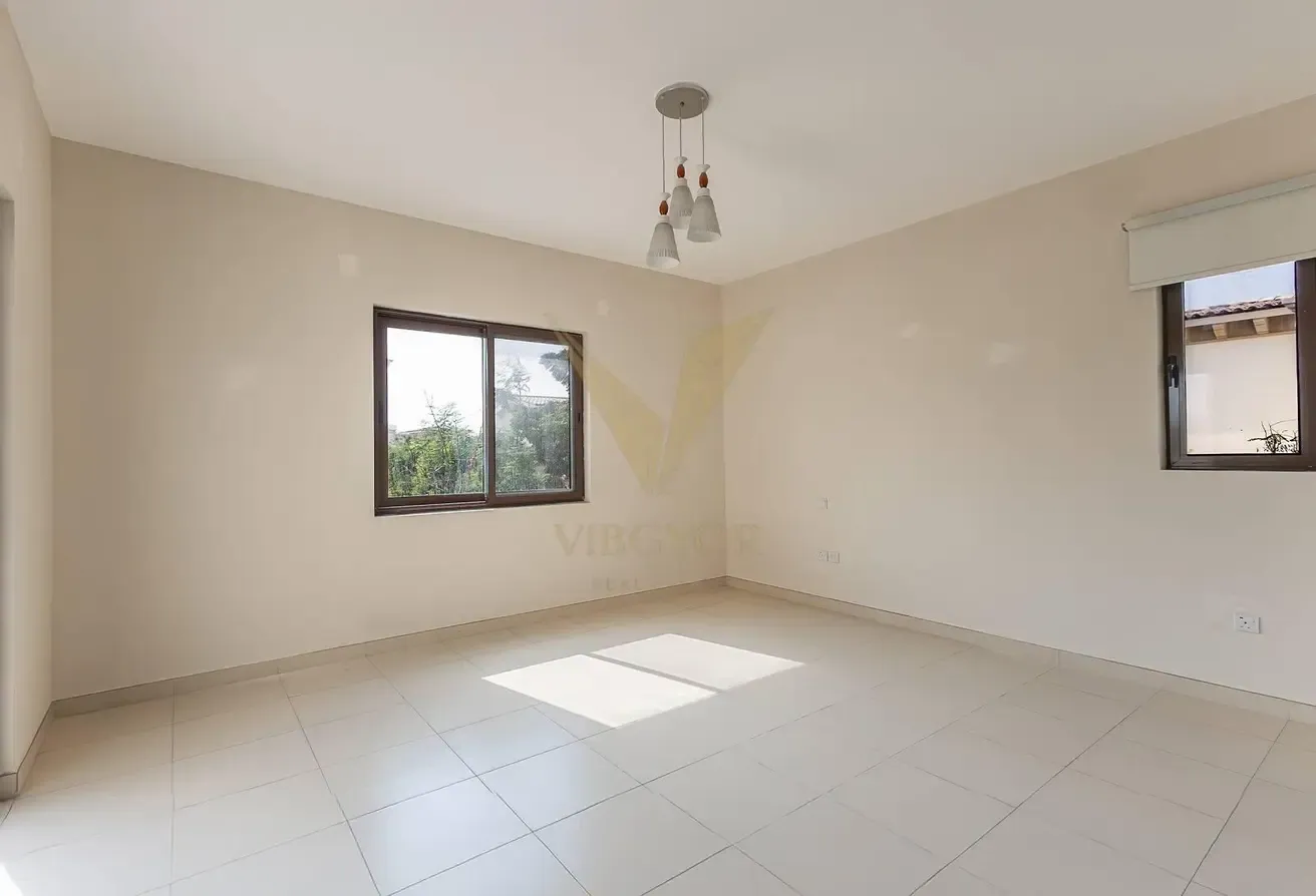 Corner Villa | Biggest Plot  | Vastu Compliant 3E
