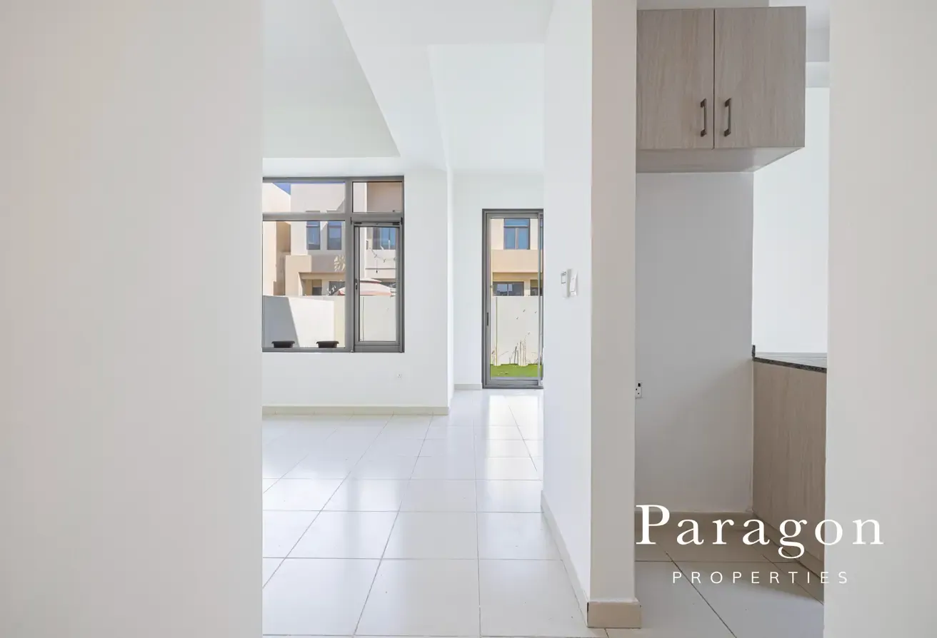 Pool & Park Backing | Must View | 3Bed + Study