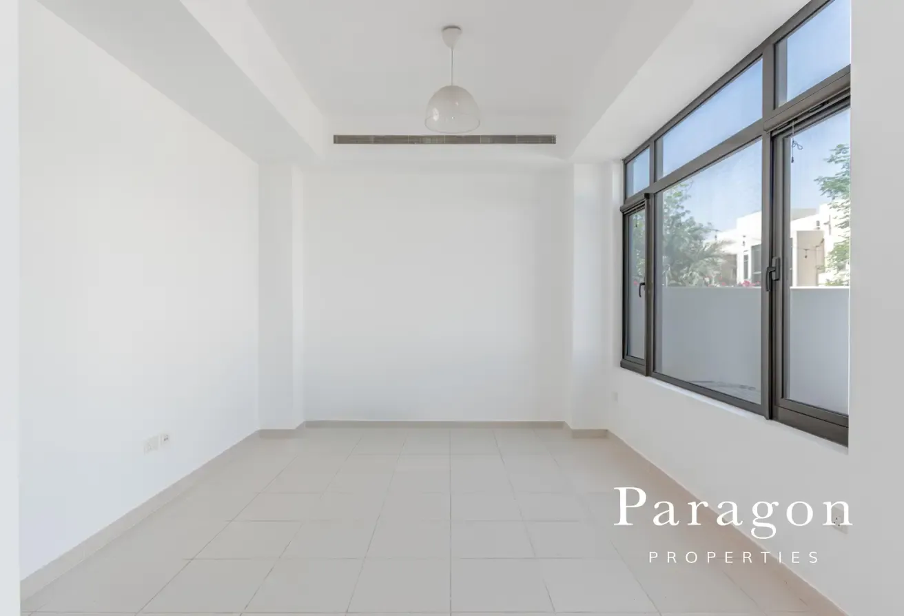 Pool & Park Backing | Must View | 3Bed + Study