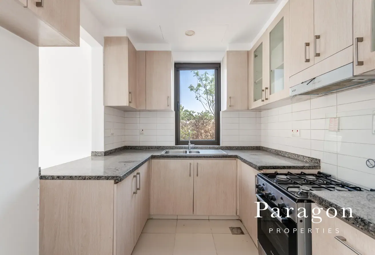 Pool & Park Backing | Must View | 3Bed + Study