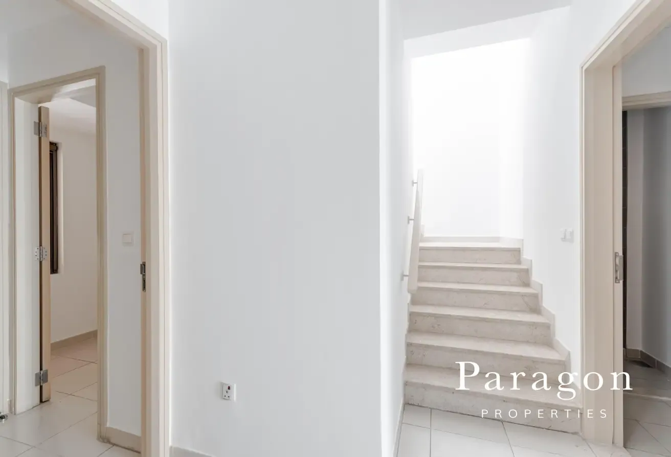 Pool & Park Backing | Must View | 3Bed + Study