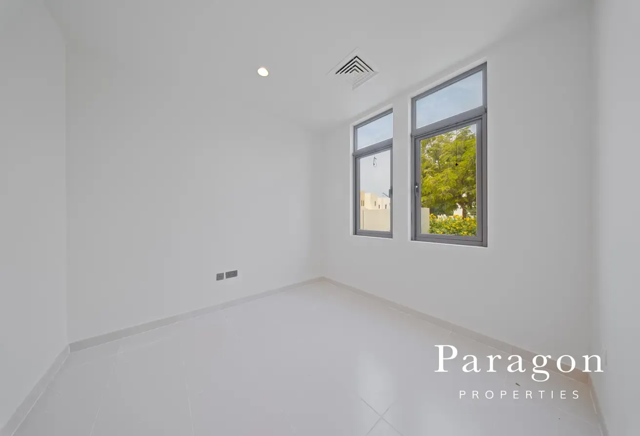 Renovated | Large Corner Unit | Vacant