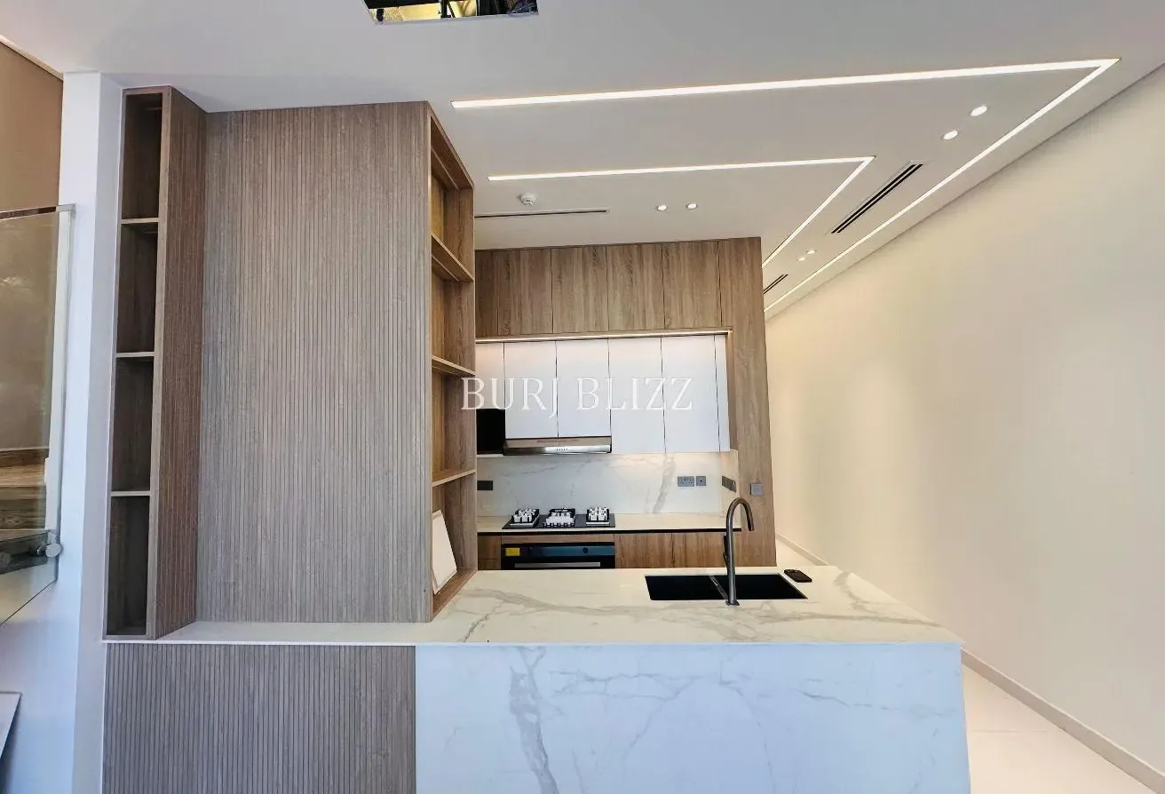 Prime Investment | 4BHK+Maid | Private Elevator