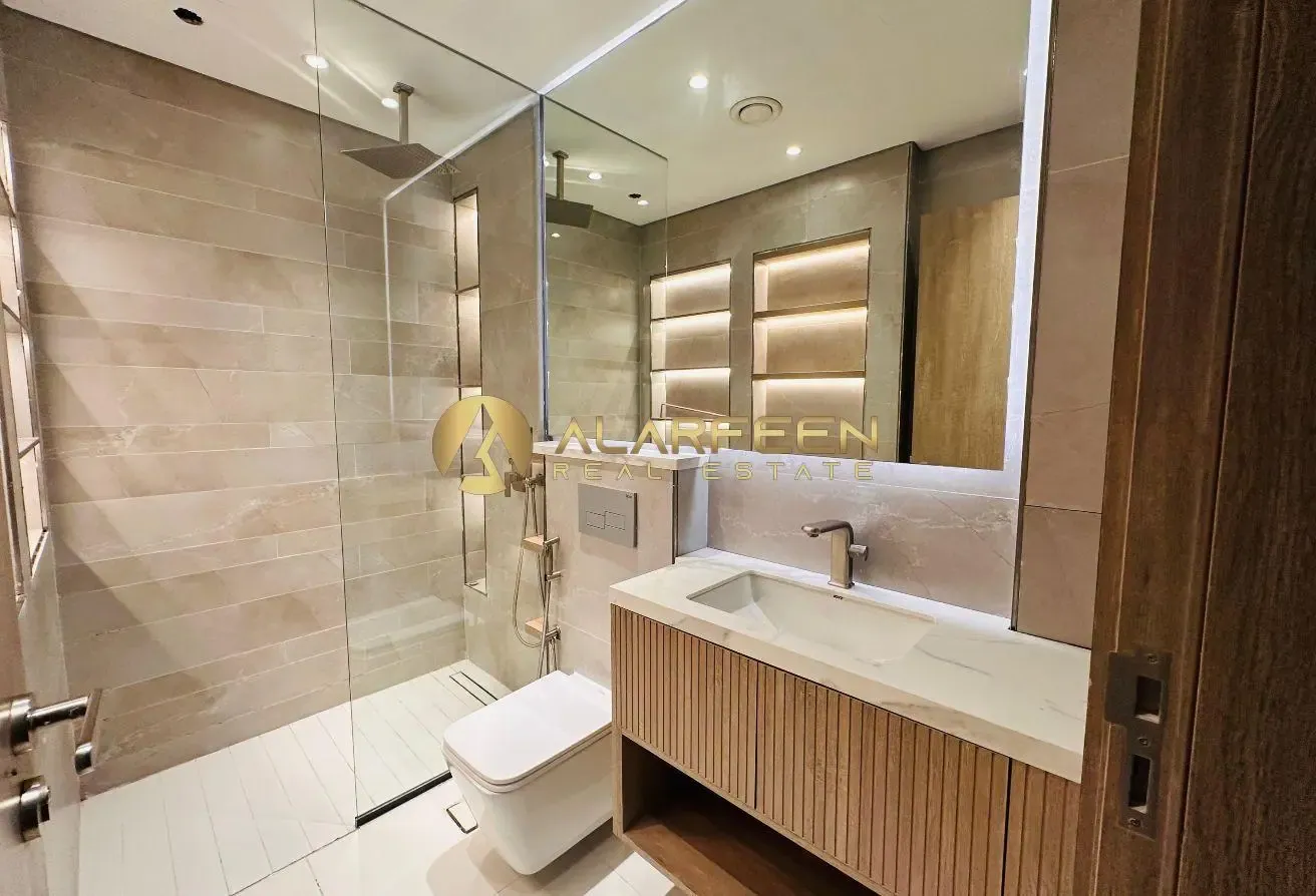 Investor Deal | Luxurious Villa | 4BR+Maidroom