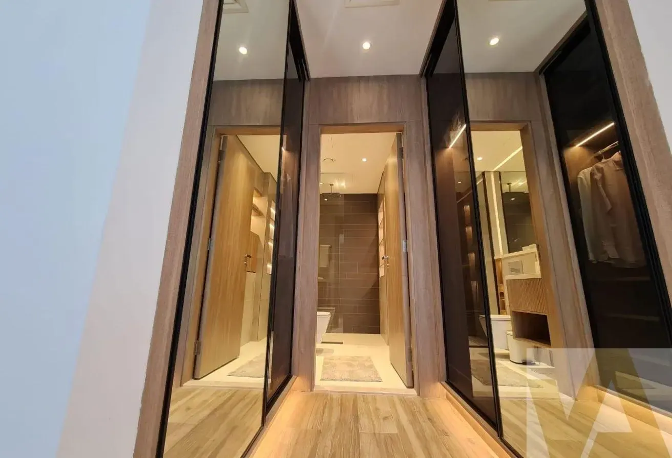 Amazing | Private Elivator | With pool
