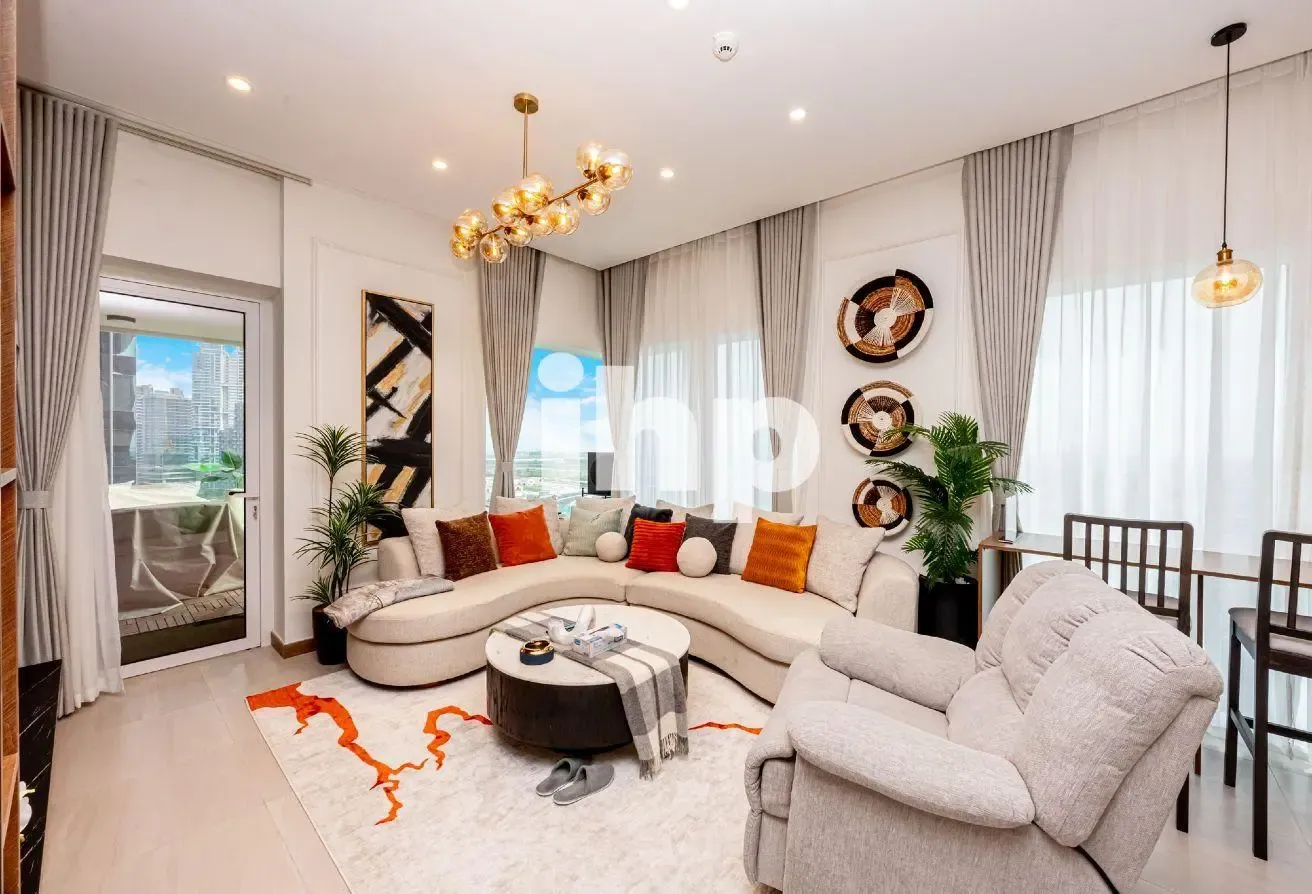Stylish full Canal-View | Modern Upgrades |Vacant