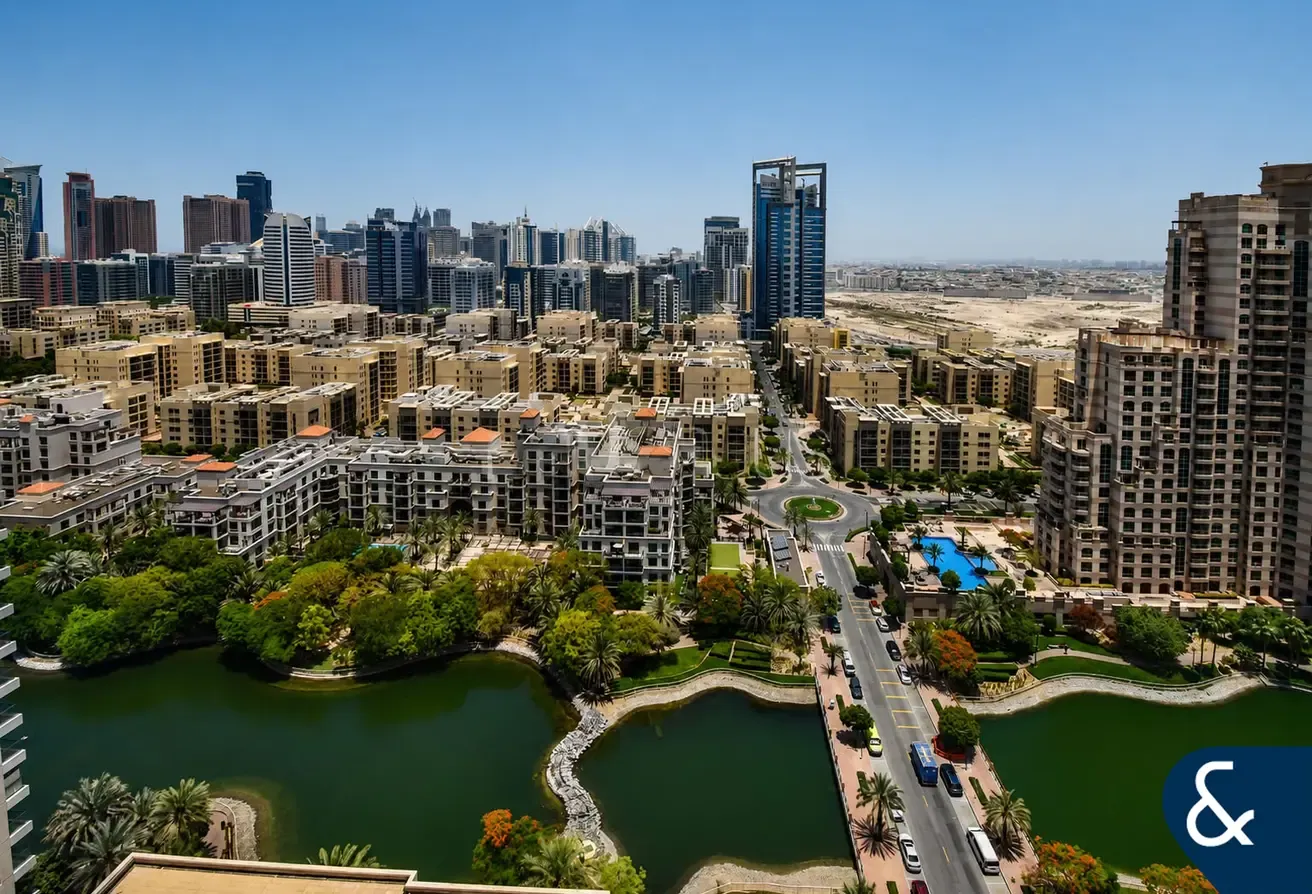 Large 1 Bedroom | Golf View | Canal View