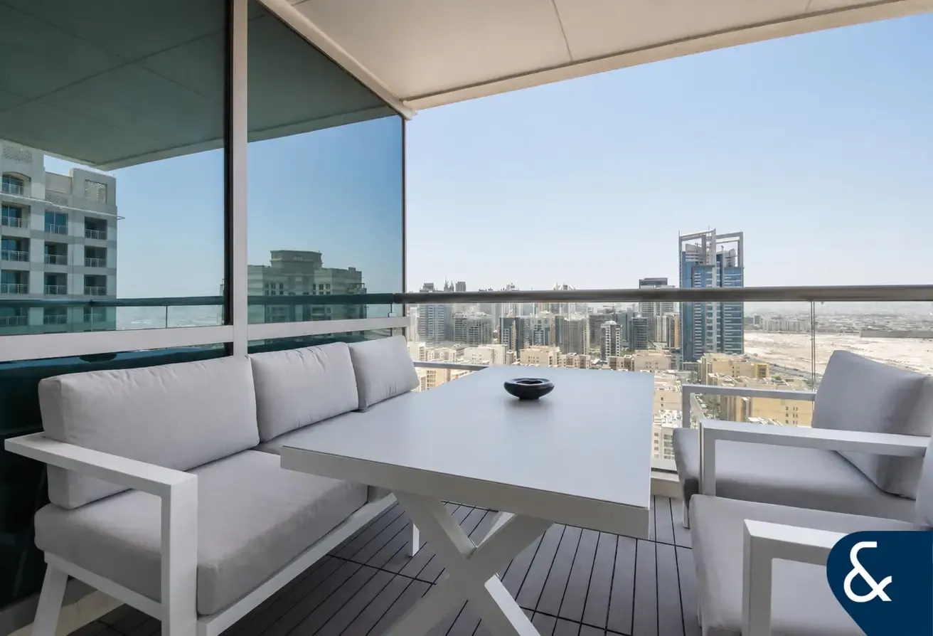 Large 1 Bedroom | Golf View | Canal View