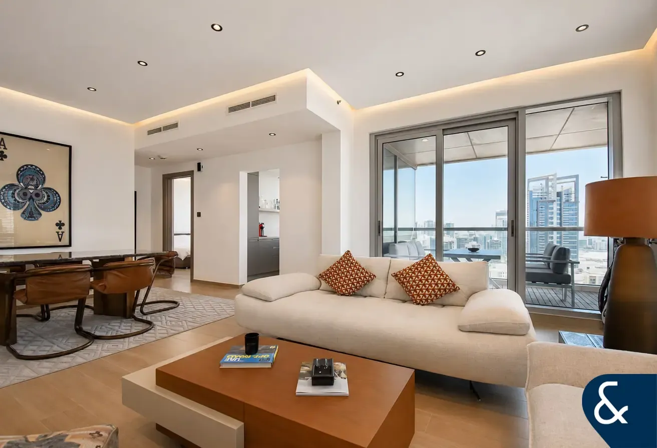 Large 1 Bedroom | Golf View | Canal View