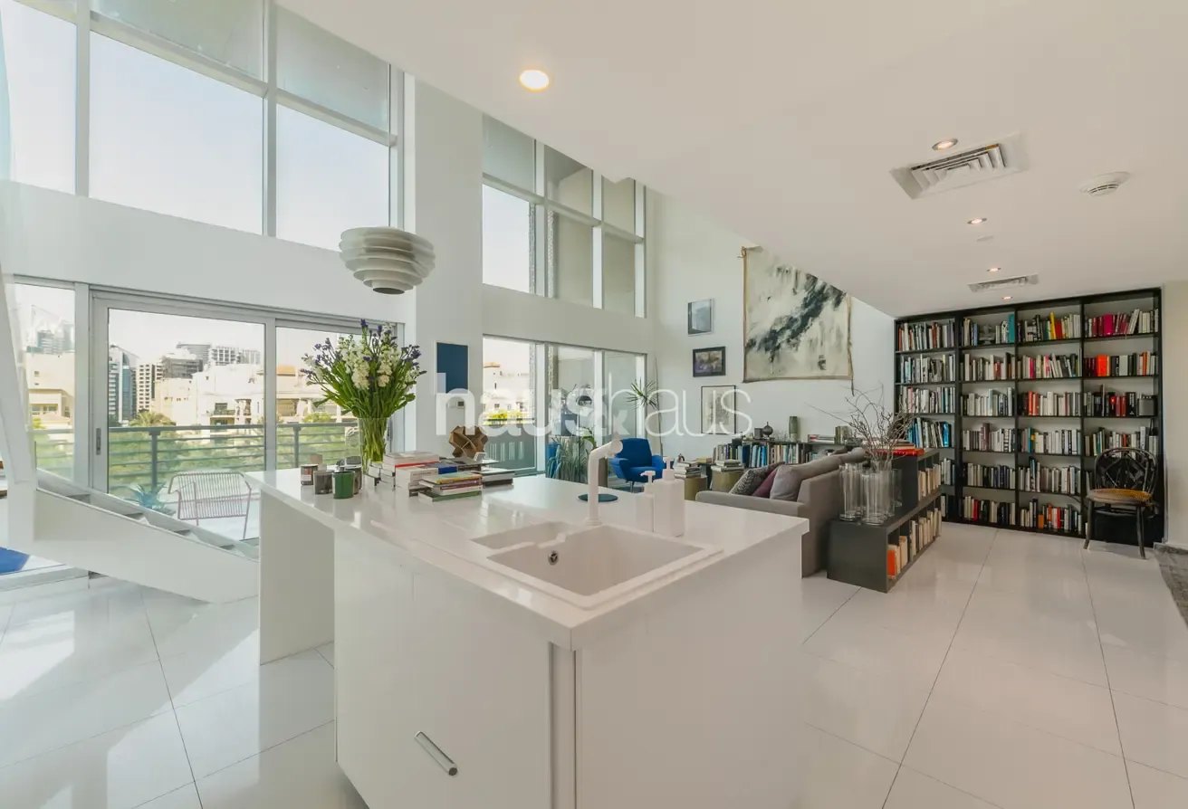 Corner Duplex| Fully Upgraded| Golf and Canal View