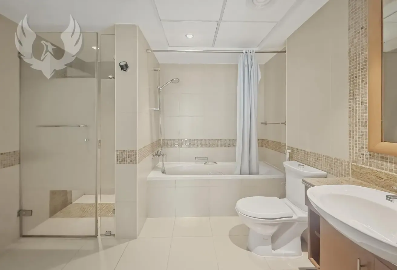 Vacant | High Floor | Golf and Pool View