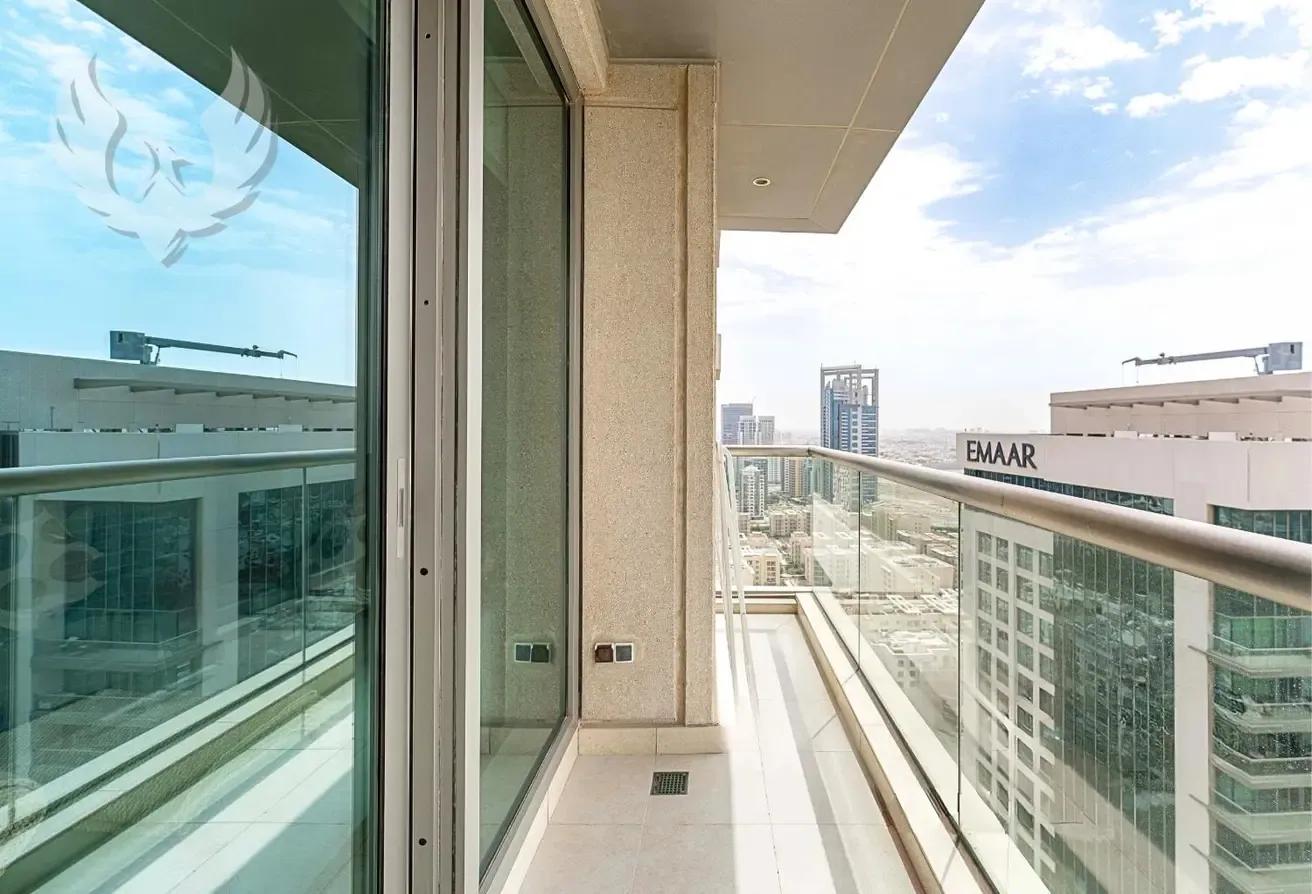 Vacant | High Floor | Golf and Pool View