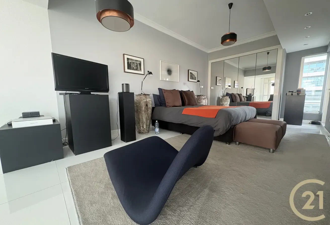 Rare Duplex | Fully Upgraded | Corner Unit