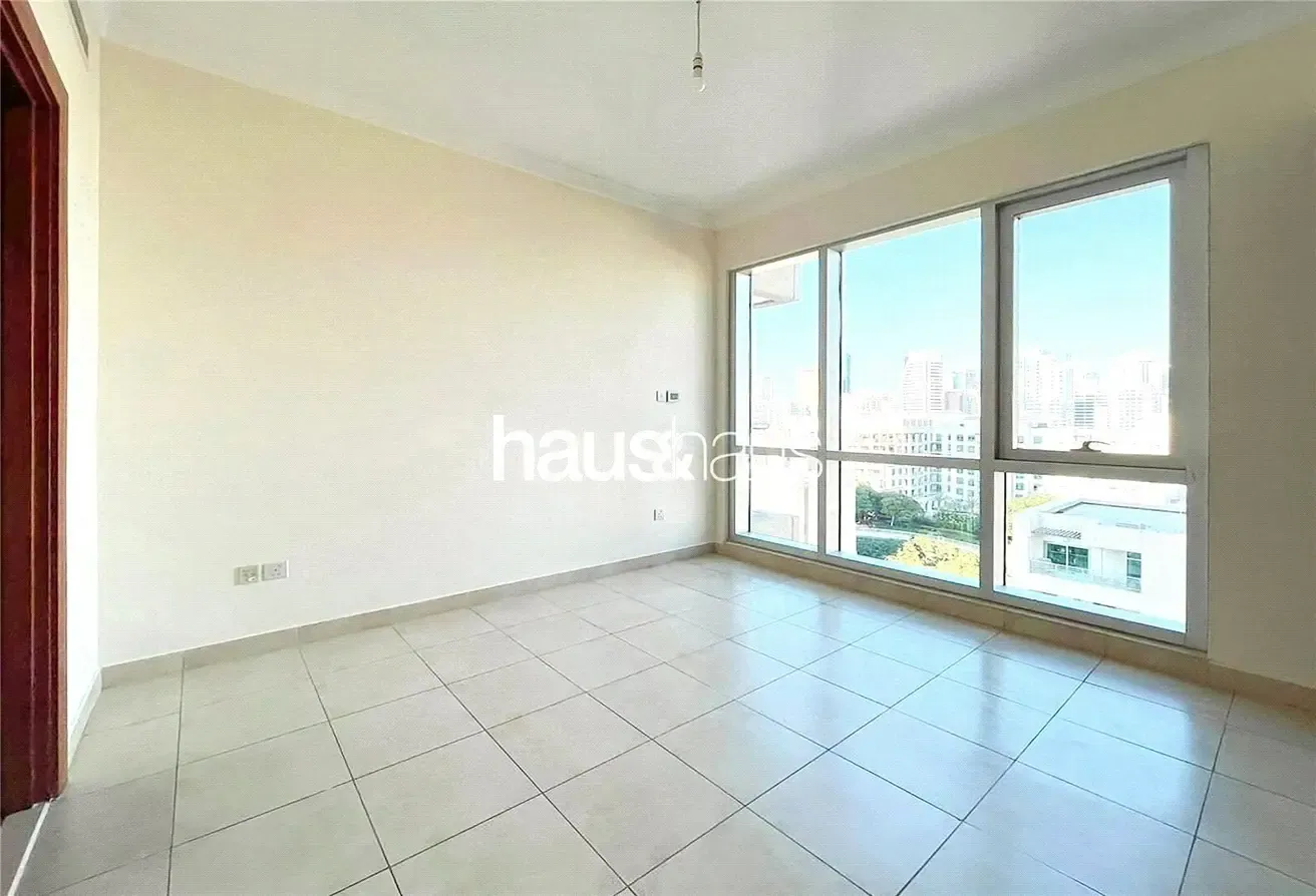 Vacant Now | Cash Owned | Mid Floor