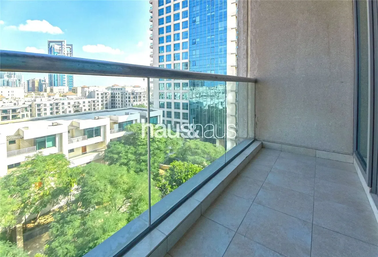 Vacant Now | Cash Owned | Mid Floor