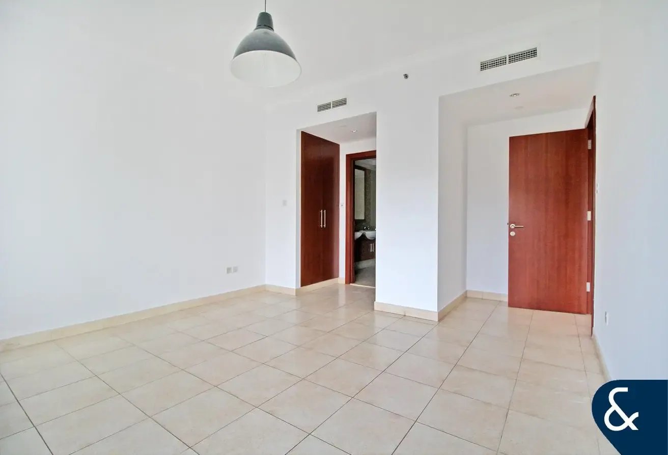 Golf & Canal Views | High Floor | Golf Views