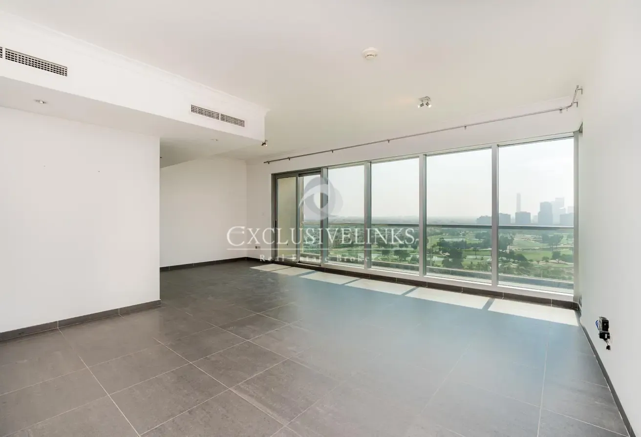 Vacant | 2 Parking | Golf Course View
