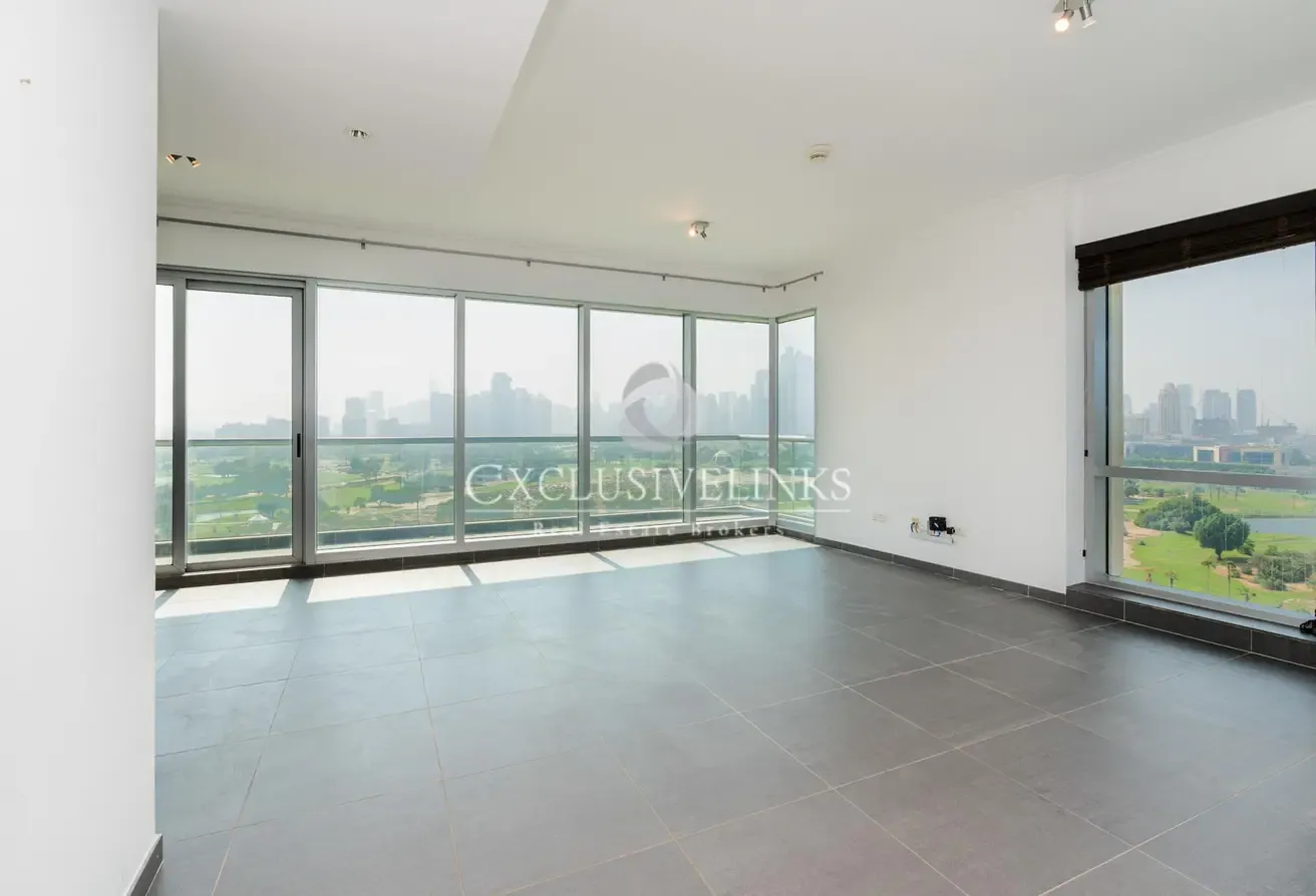 Vacant | 2 Parking | Golf Course View
