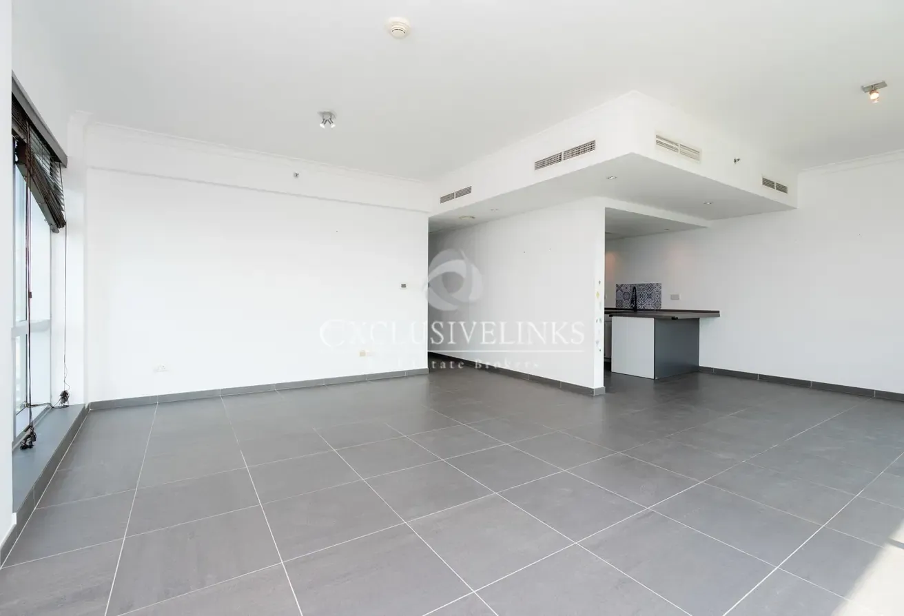 Vacant | 2 Parking | Golf Course View