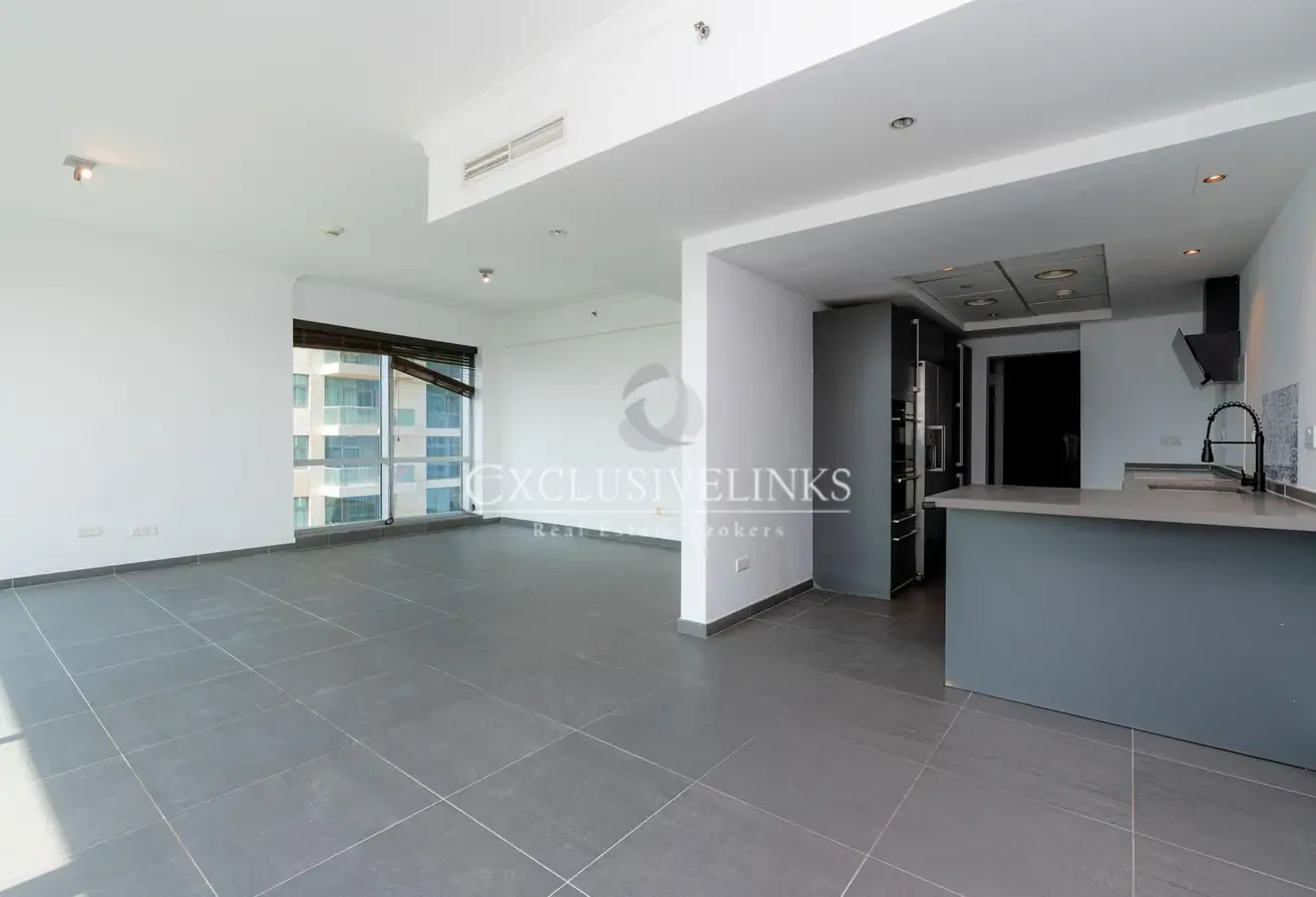 Vacant | 2 Parking | Golf Course View
