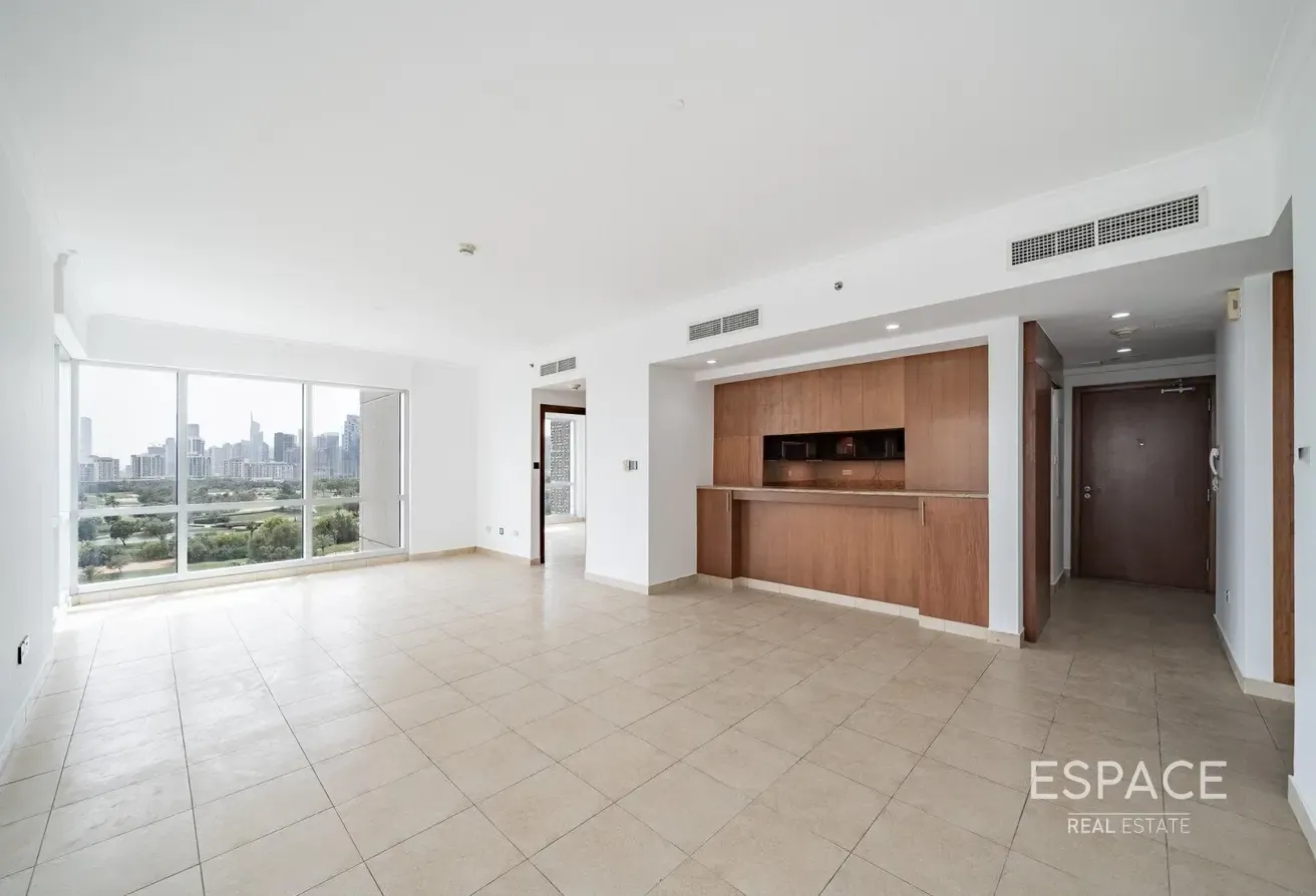 High Floor | Golf Course Views | Vacant Now | Huge