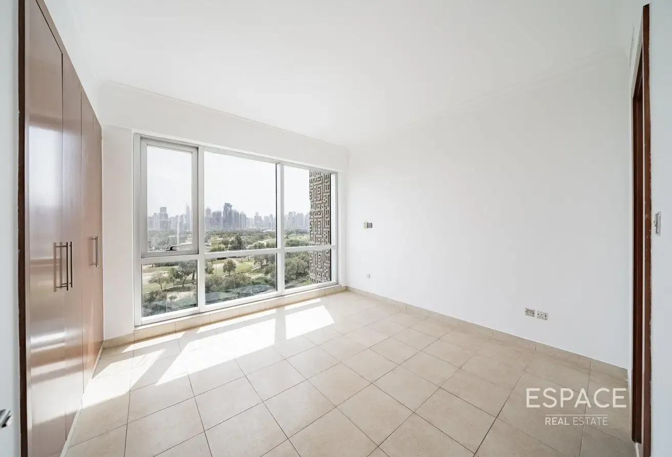 High Floor | Golf Course Views | Vacant Now | Huge