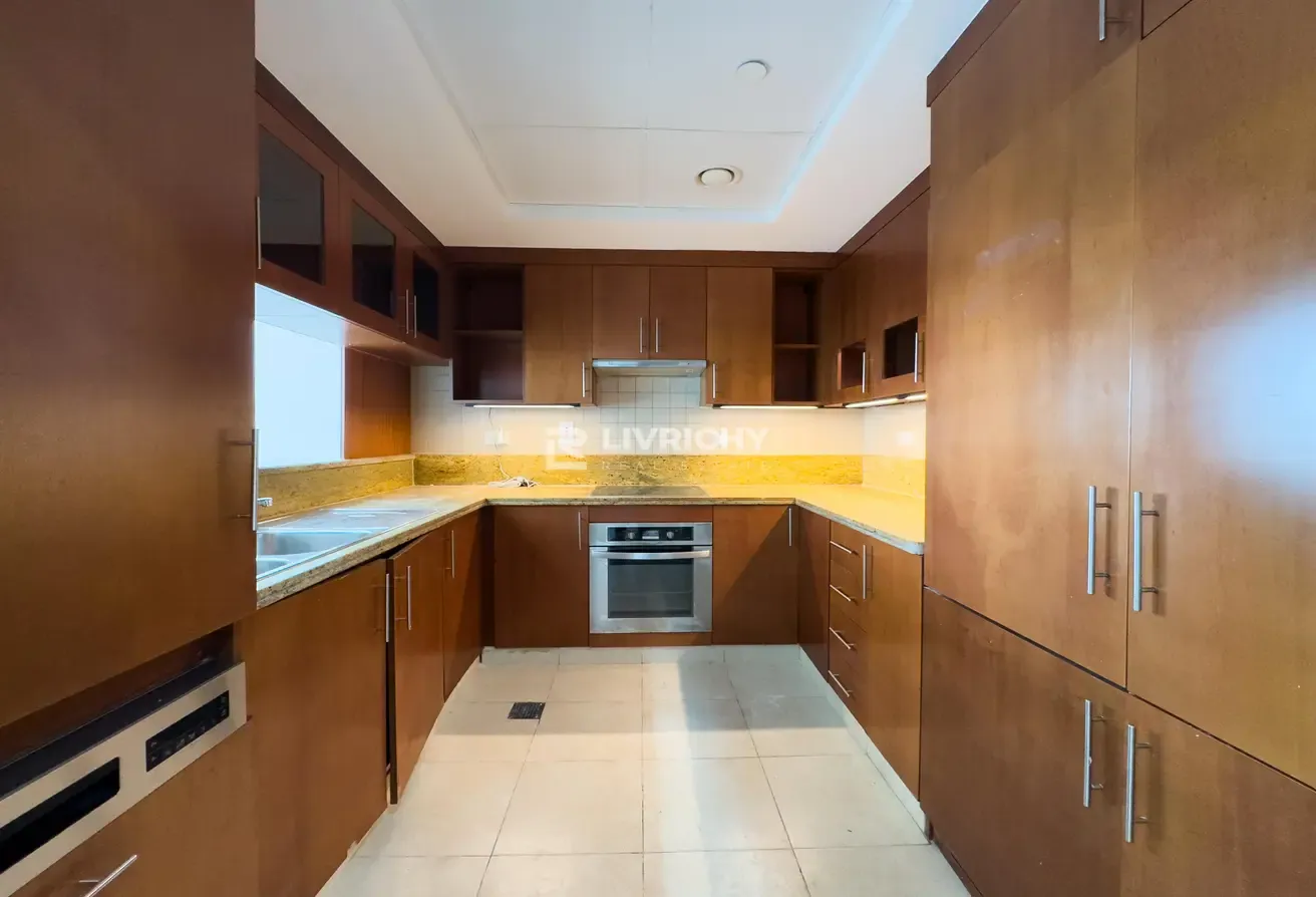 High Floor | Golf Course Views | Vacant Now