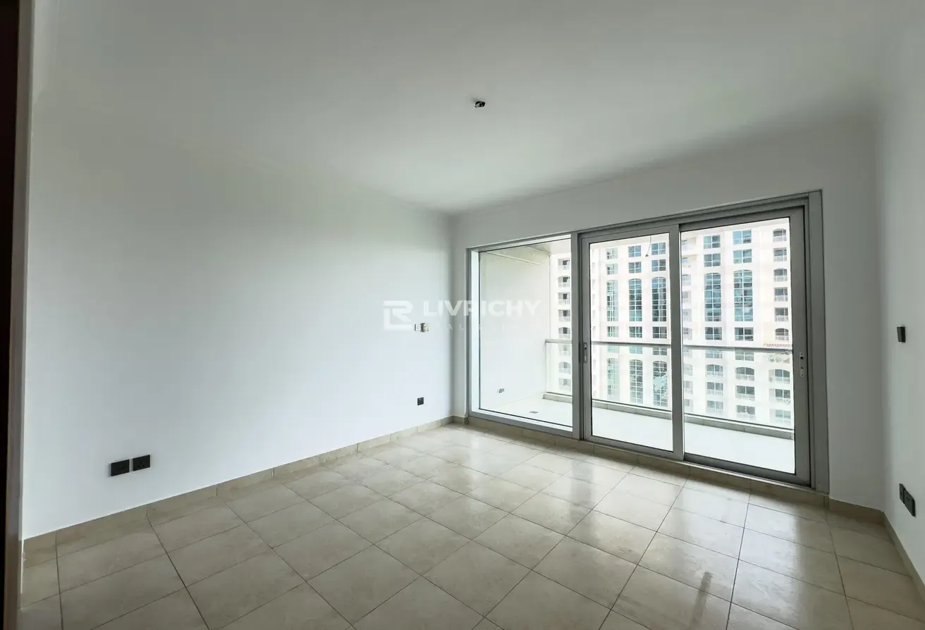 High Floor | Golf Course Views | Vacant Now