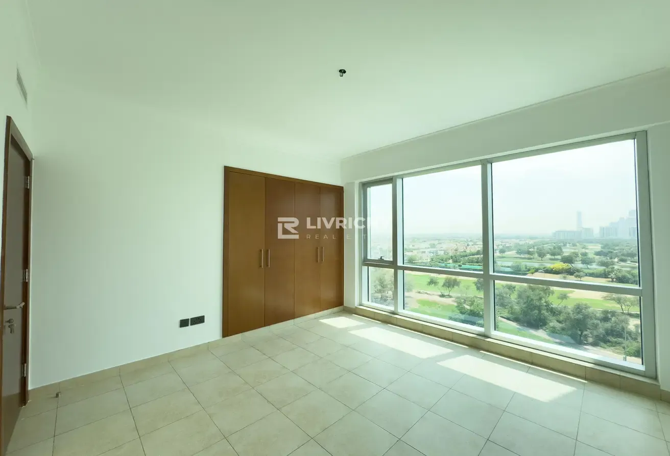 High Floor | Golf Course Views | Vacant Now