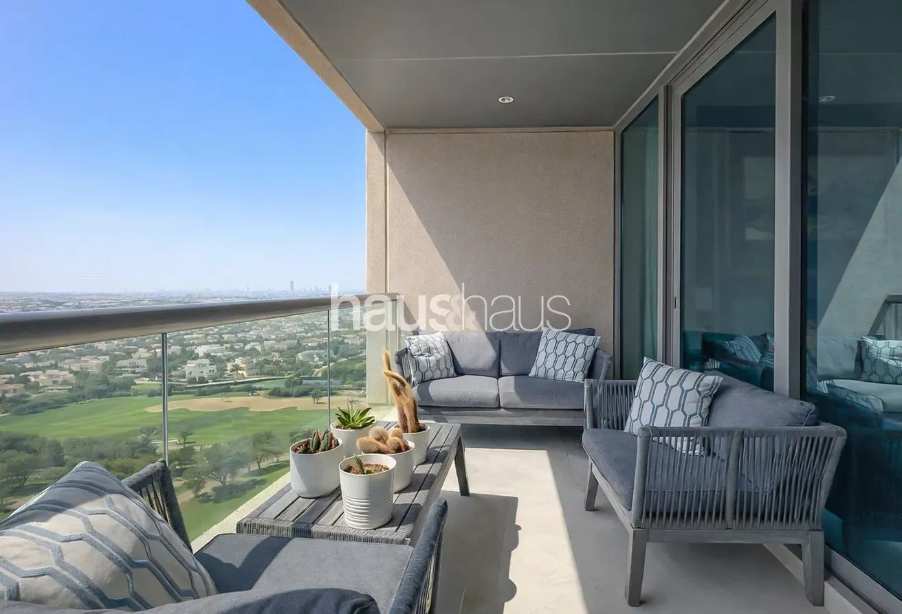 Stunning Upgrades | 981 Sq.Ft | Golf View