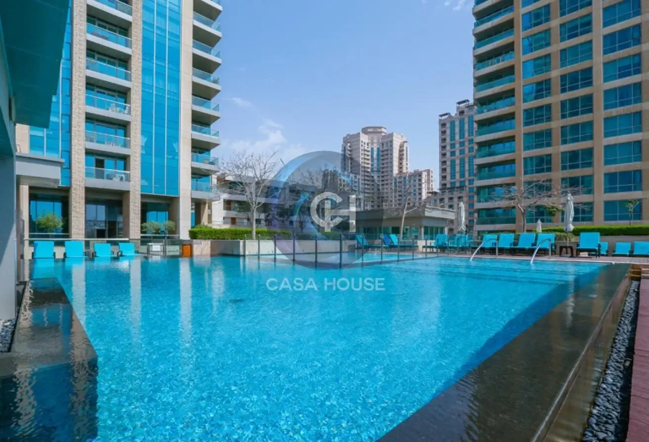 Upgraded | Golf Course View | Vacant | Tenanted