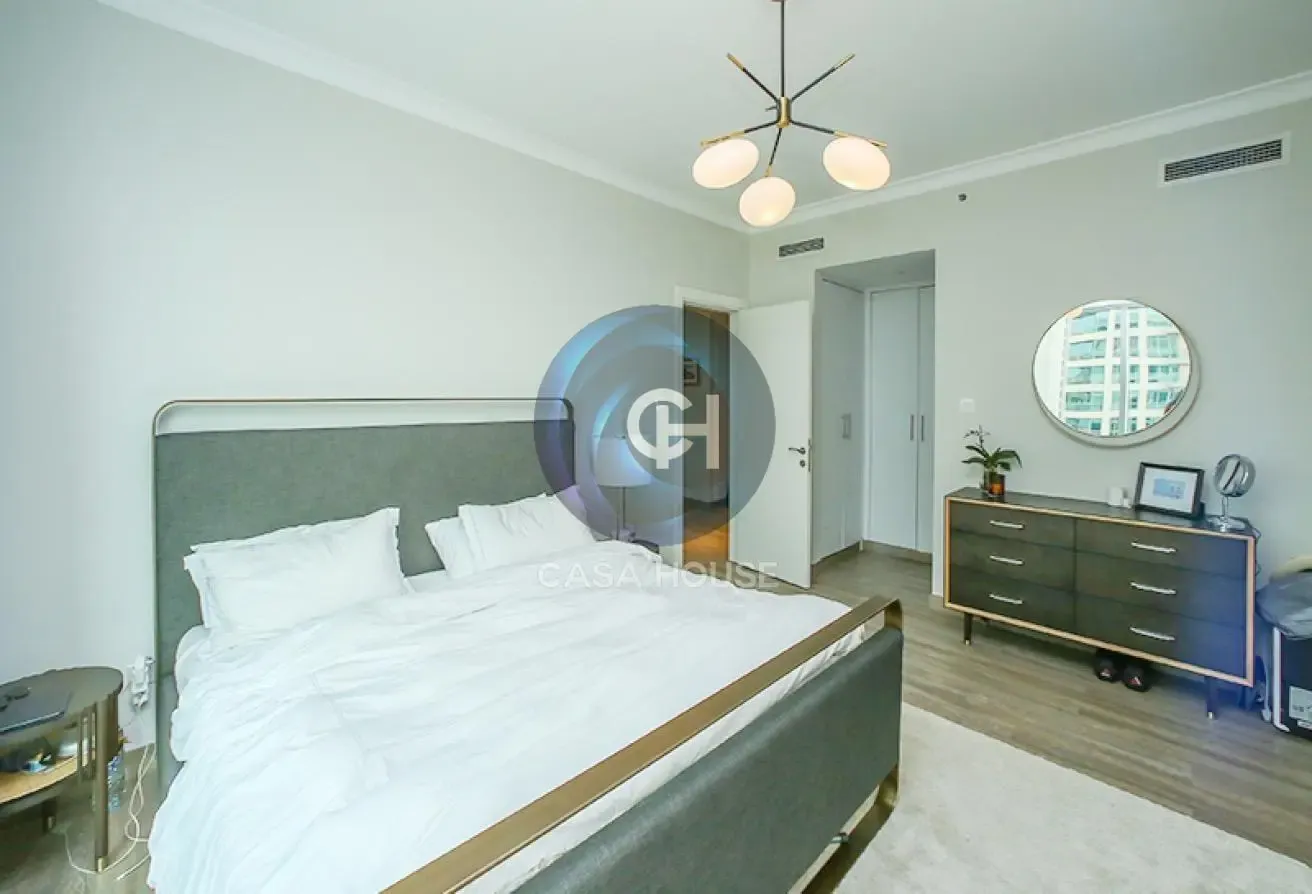 Upgraded | Golf Course View | Vacant | Tenanted