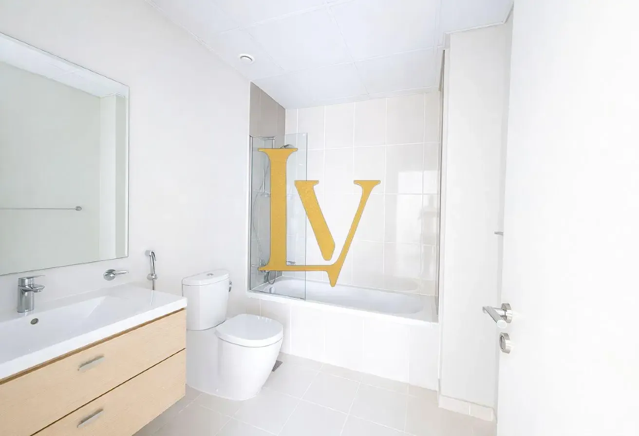 Ready to Move | Spacious Layout | 4BR+Maid