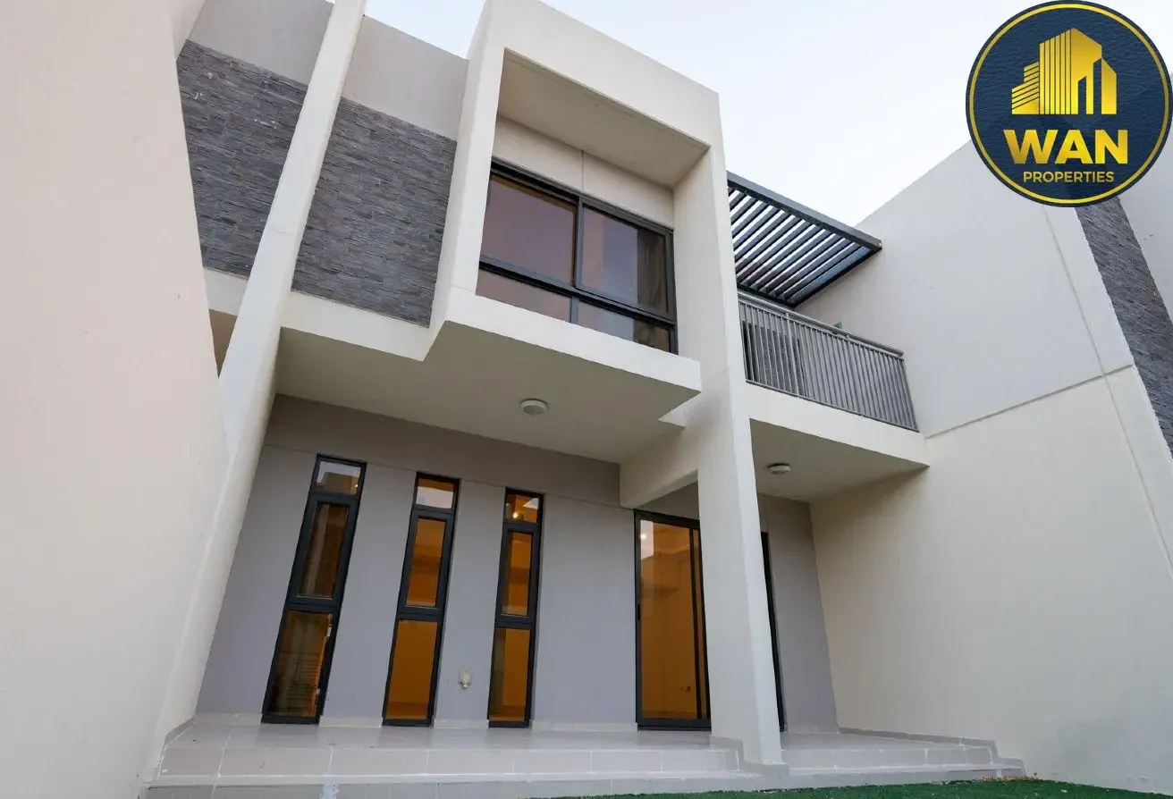 R2MB | Vaastu  | Vacant Soon | Huge Lounge