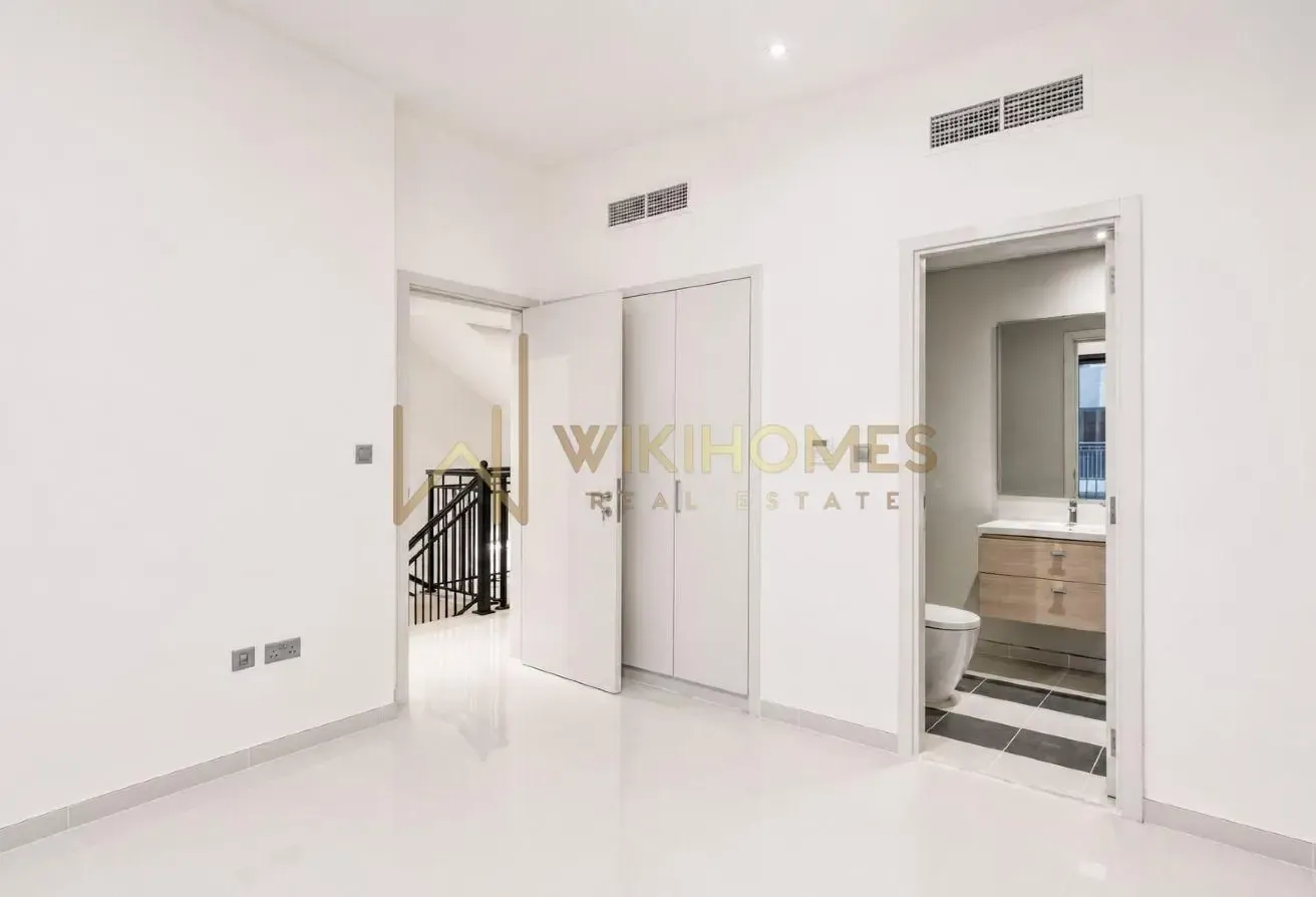 Hot Deal | G+2 5BR | Expansive Terraces