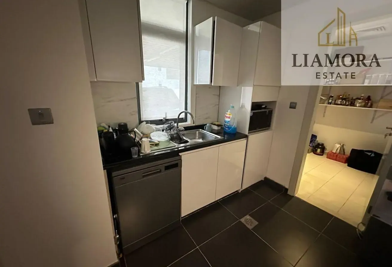 R2M | VACANT ON TRANSFER | UPGRADED | SPACIOUS