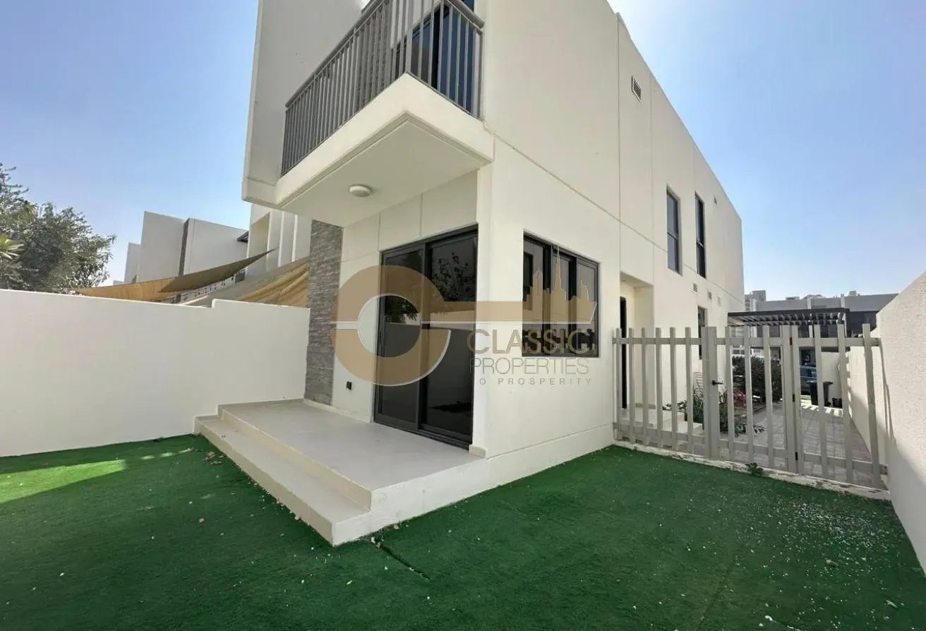 Spacious | Corner | Rented | Great Investment