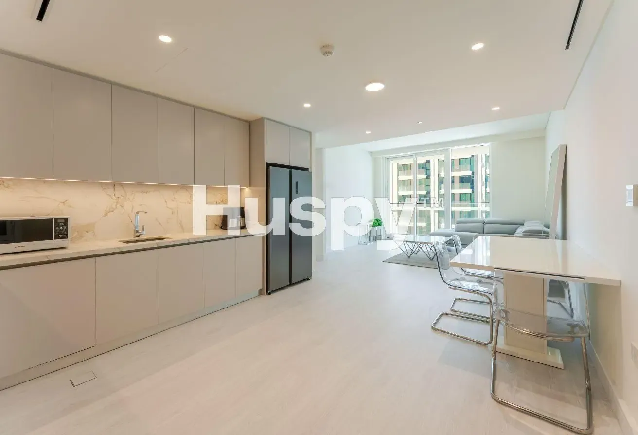 Upgraded | Marina and Park View | Mid Floor