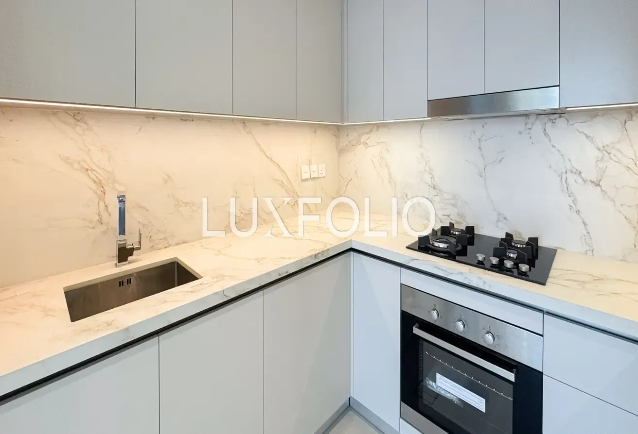 BEST PRICE ON MARKET | PARK & MARINA VIEW | PRIVATE BEACH ACCESS
