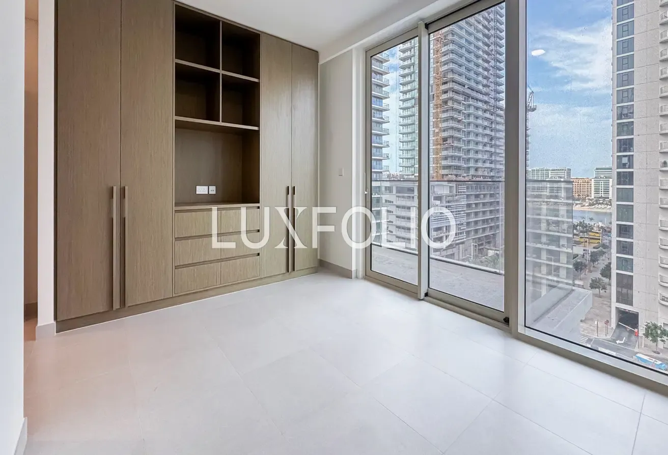 BEST PRICE ON MARKET | PARK & MARINA VIEW | PRIVATE BEACH ACCESS