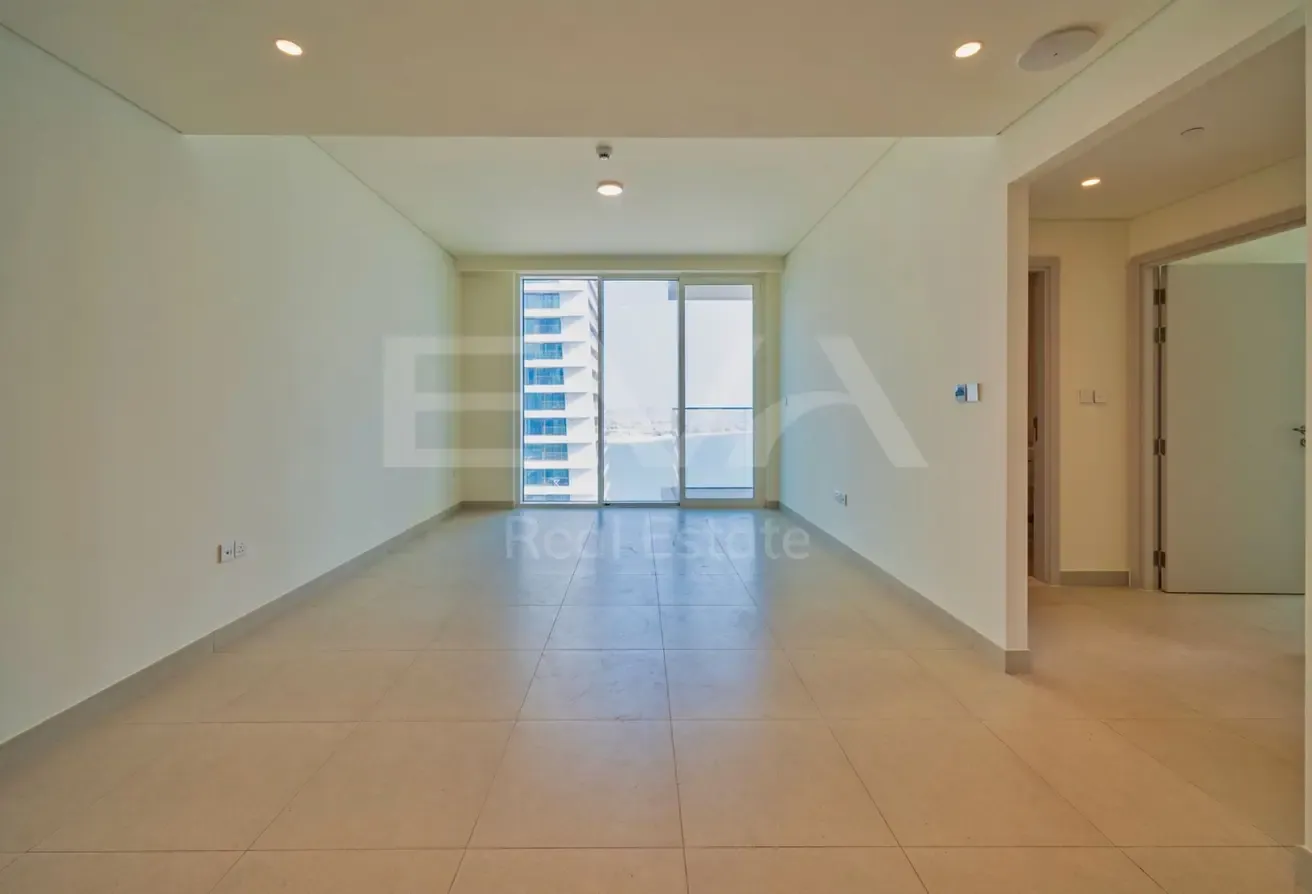 STUNNING SEA VIEW | UNFURNISHED | VACANT