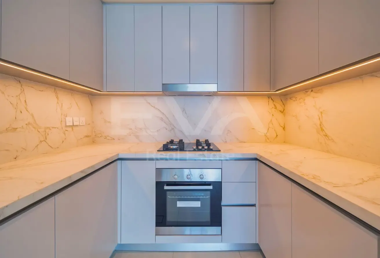 STUNNING SEA VIEW | UNFURNISHED | VACANT