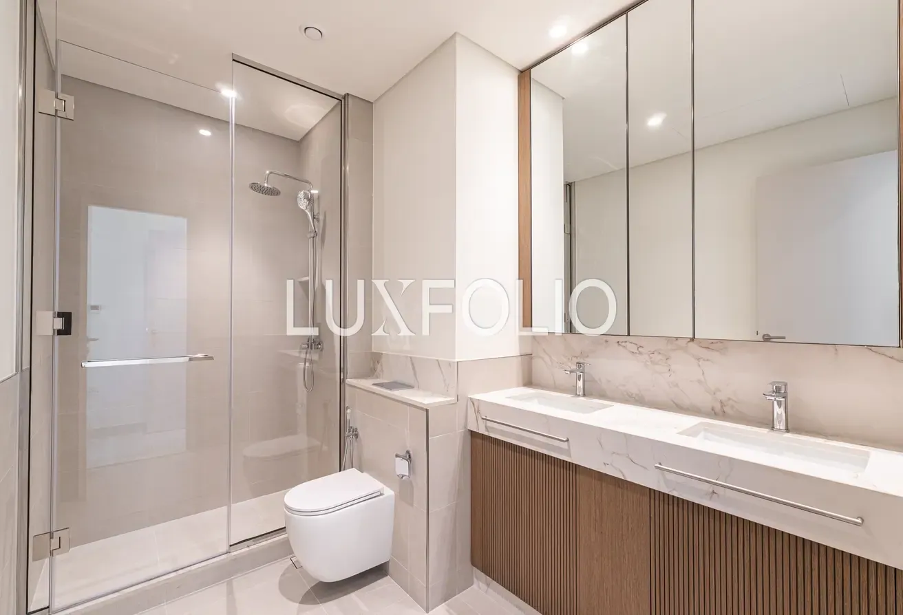 Motivated Seller | Vacant | Sea Views