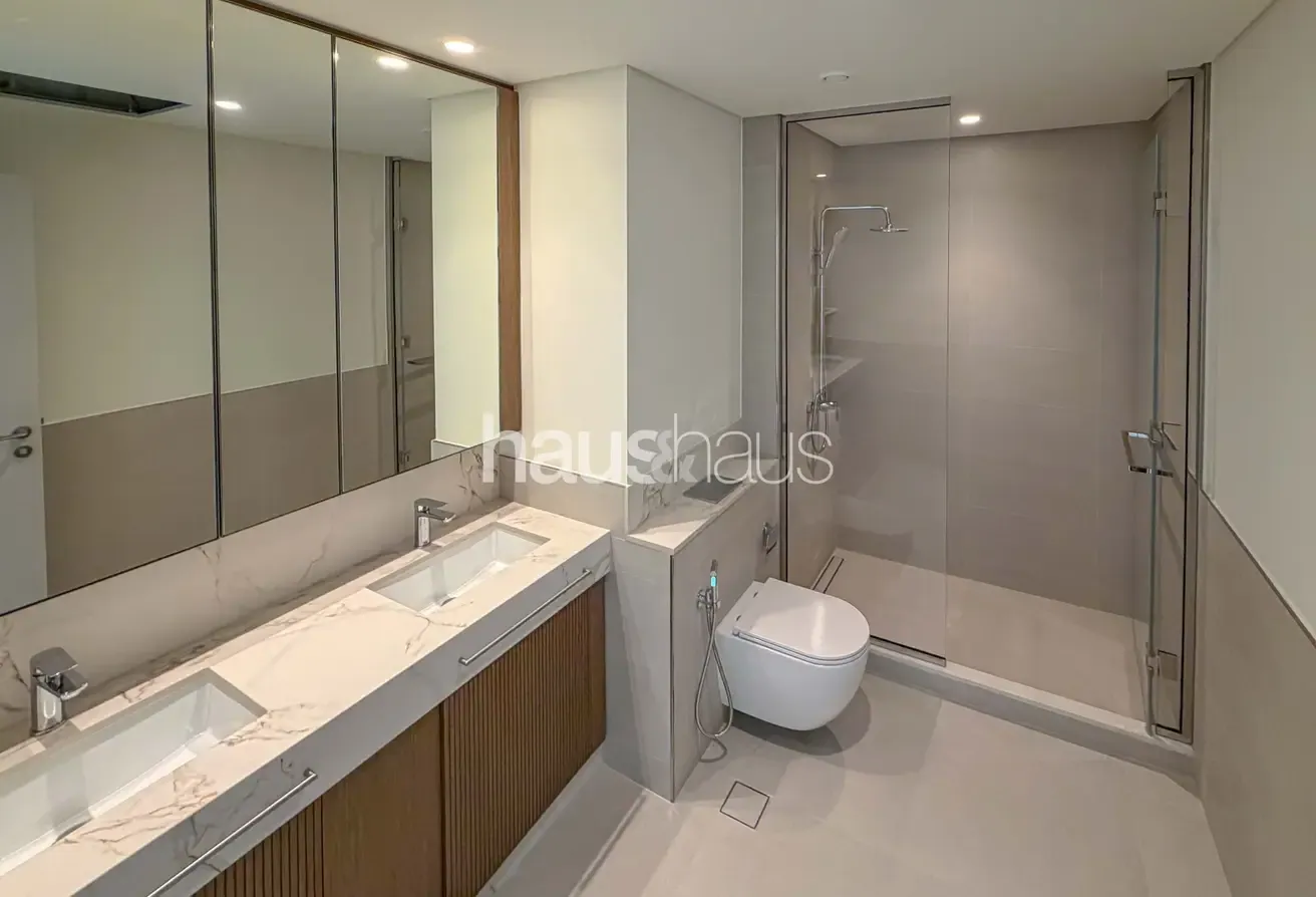 Marina & Palm Jumeirah View | Brand New | Modern