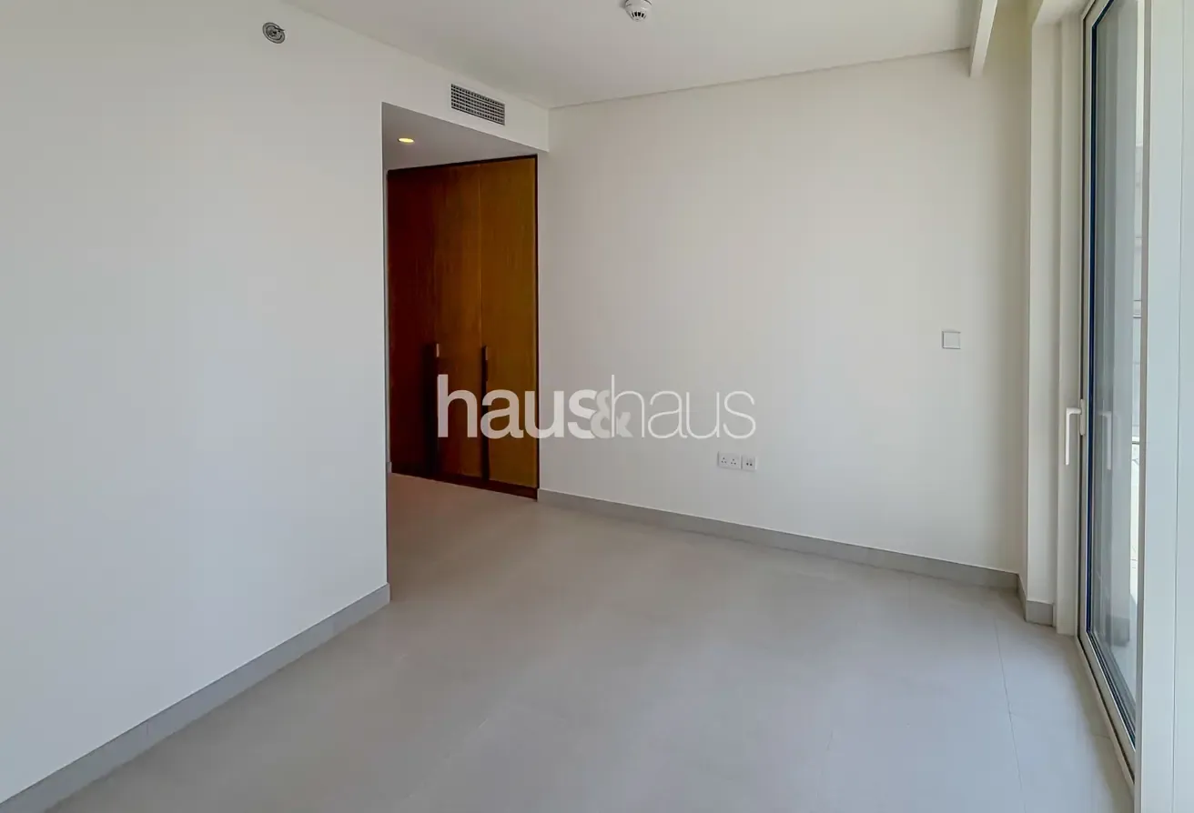 Marina & Palm Jumeirah View | Brand New | Modern