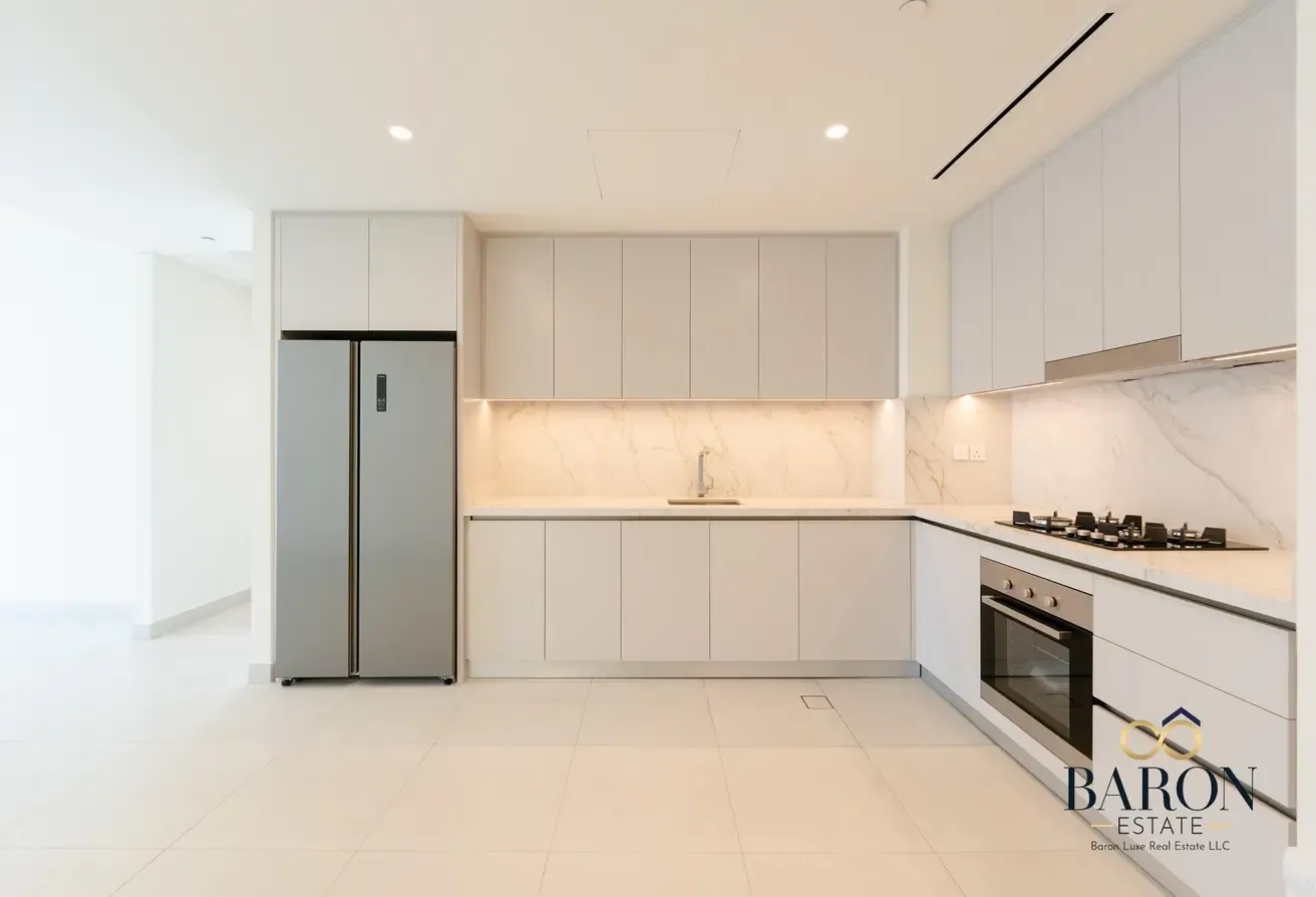 Marina View | Spacious | Corner Unit