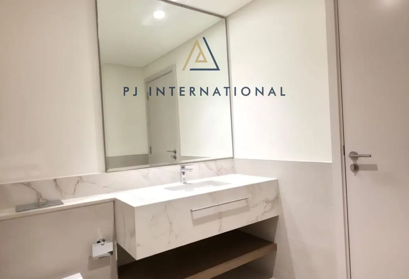 Corner Unit | Make Me An Offer | Full Sea View
