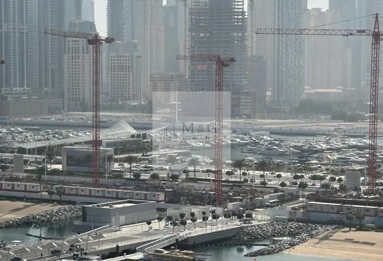 Panoramic Marina Sea View| Light Interiors |Ready